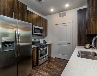 11250 Mason Road - Photo Thumbnail 4