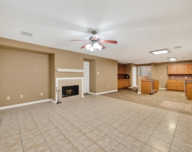 9219 Pinderfield Ct - Photo Thumbnail 7