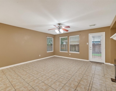 9219 Pinderfield Ct - Photo Thumbnail 10