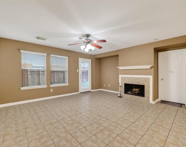 9219 Pinderfield Ct - Photo Thumbnail 9