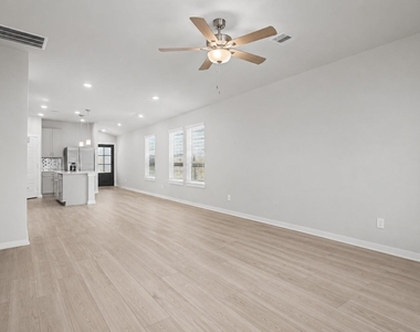 336 Willow Sage Court - Photo Thumbnail 9