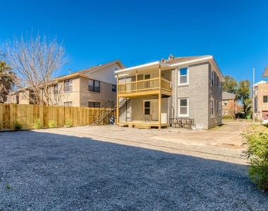 519 W Clay Street - Photo Thumbnail 19