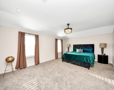 202 Serena Park Lane - Photo Thumbnail 6