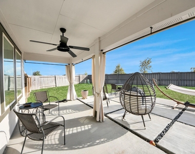 202 Serena Park Lane - Photo Thumbnail 14