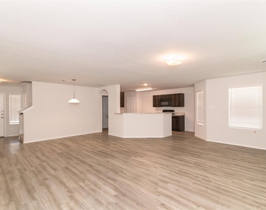 24411 Bella Carolina Court - Photo Thumbnail 3