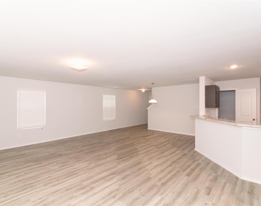 24411 Bella Carolina Court - Photo Thumbnail 2