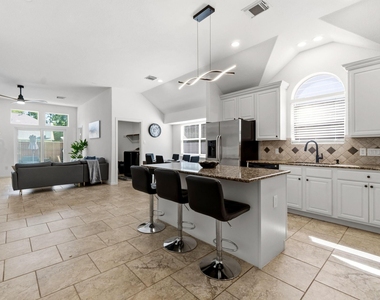 18 Avenswood Place - Photo Thumbnail 1