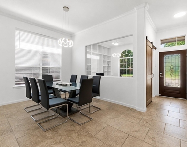 18 Avenswood Place - Photo Thumbnail 5
