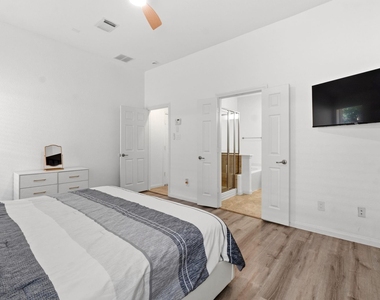 18 Avenswood Place - Photo Thumbnail 8
