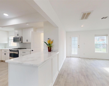 3830 Cosby Street - Photo Thumbnail 2