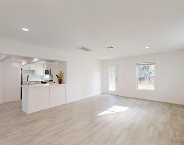 3830 Cosby Street - Photo Thumbnail 15