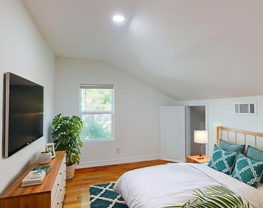 3830 Cosby Street - Photo Thumbnail 11