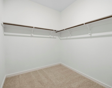 8427 Bay Ridge Circle - Photo Thumbnail 14