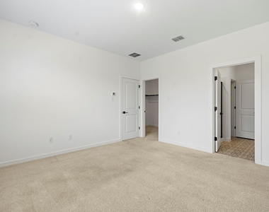 8427 Bay Ridge Circle - Photo Thumbnail 13