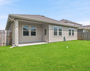 8427 Bay Ridge Circle - Photo Thumbnail 18