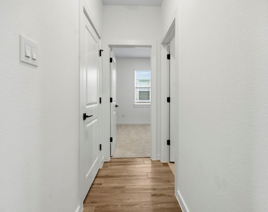 8427 Bay Ridge Circle - Photo Thumbnail 22