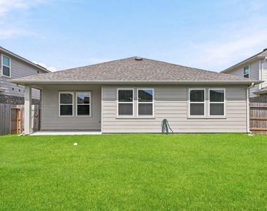 8427 Bay Ridge Circle - Photo Thumbnail 19