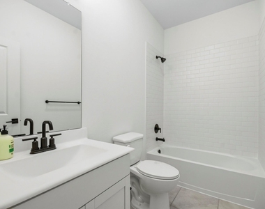 8427 Bay Ridge Circle - Photo Thumbnail 8