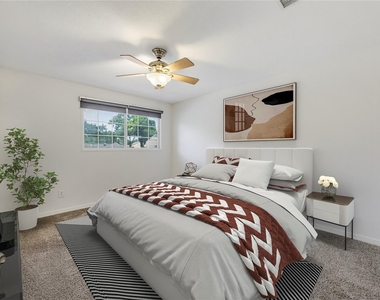 1653 W Sam Houston Parkway S - Photo Thumbnail 13