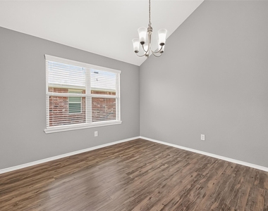 6014 Namika Street - Photo Thumbnail 5