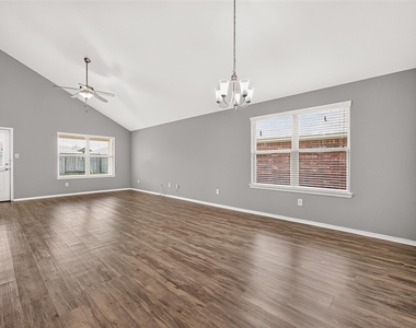 6014 Namika Street - Photo Thumbnail 4