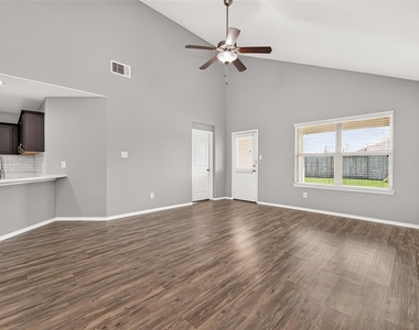6014 Namika Street - Photo Thumbnail 9