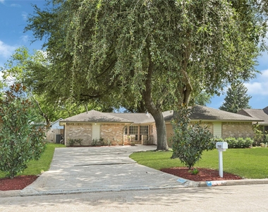 7323 Log View Drive - Photo Thumbnail 23