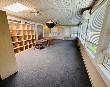 18107 Oakhampton Drive - Photo Thumbnail 10