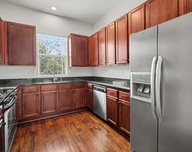 1744 W 25th Street - Photo Thumbnail 4