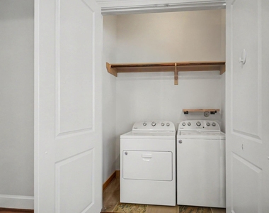 1744 W 25th Street - Photo Thumbnail 11