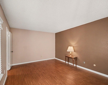 3150 Windchase Boulevard - Photo Thumbnail 7