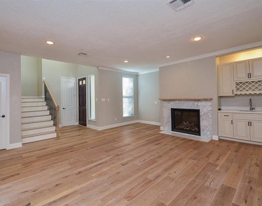 15735 Tanya Circle - Photo Thumbnail 3