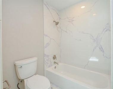 15735 Tanya Circle - Photo Thumbnail 38