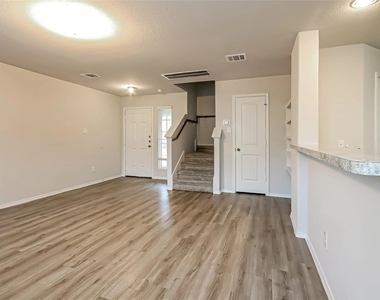 2769 Madison Court - Photo Thumbnail 6