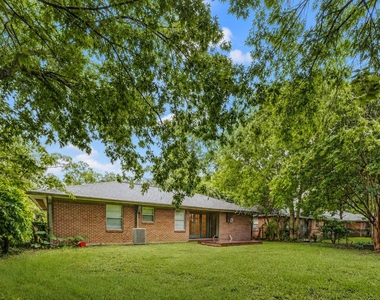 4026 Omeara Drive - Photo Thumbnail 16