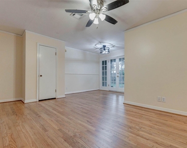 4026 Omeara Drive - Photo Thumbnail 4