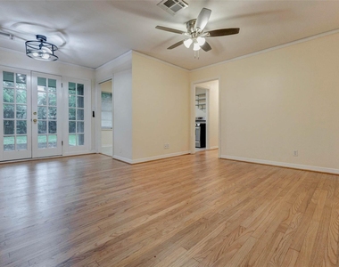 4026 Omeara Drive - Photo Thumbnail 2