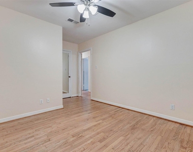 4026 Omeara Drive - Photo Thumbnail 14