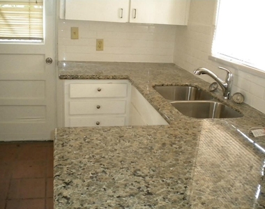 4423 Knotty Oaks Trail - Photo Thumbnail 4