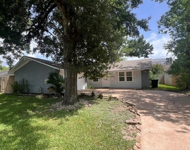 9543 Beverlyhill St - Photo Thumbnail 1