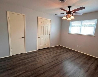 9543 Beverlyhill St - Photo Thumbnail 14