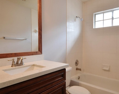 6747 Cleft Stone Drive - Photo Thumbnail 24