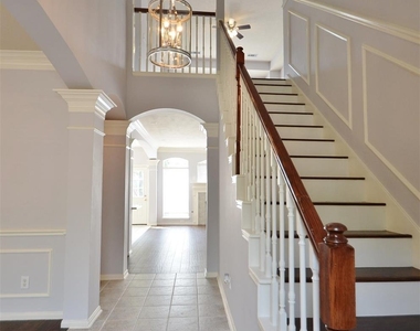 6747 Cleft Stone Drive - Photo Thumbnail 2