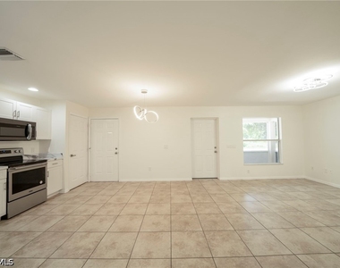 4733 29th Street Sw - Photo Thumbnail 11