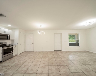4733 29th Street Sw - Photo Thumbnail 5