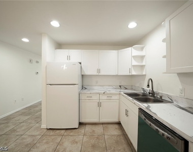 4733 29th Street Sw - Photo Thumbnail 10