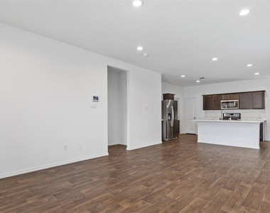 14040 Thunder Pines Drive - Photo Thumbnail 8