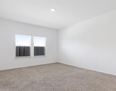 14040 Thunder Pines Drive - Photo Thumbnail 10