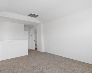 14040 Thunder Pines Drive - Photo Thumbnail 18
