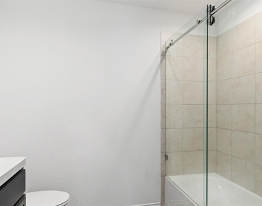 14040 Thunder Pines Drive - Photo Thumbnail 20